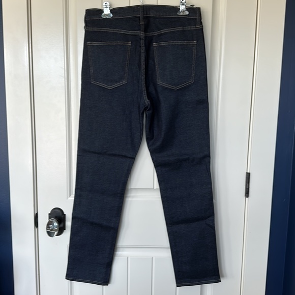 Uniqlo High Rise Cigarette Jeans - Picture 3 of 3